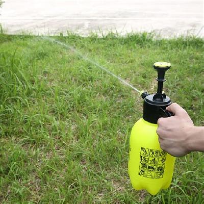 PRESSURE SPRAYER