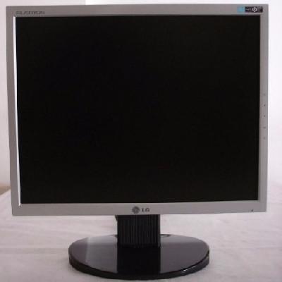 LG 17 Inches L1752S LCD Monitor