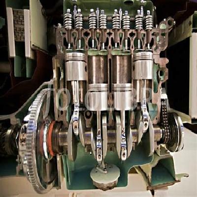 Four Stroke Petrol Engine