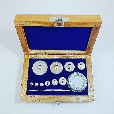 Weight Box Analytical