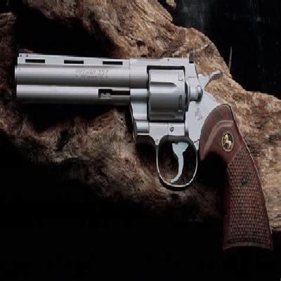 Big Guns. Small Funds