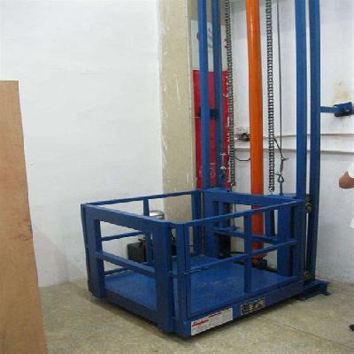Hydraulic Goods Lift