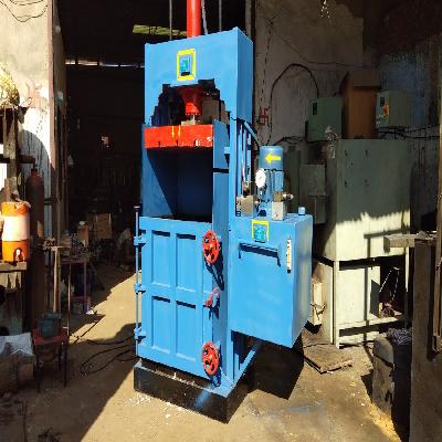 Vertical Scrap Bailing Presses