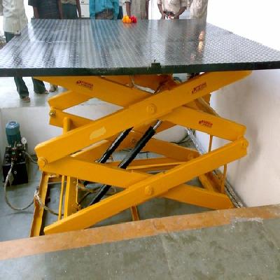 Pit Mounted Scissor Lift Table With Flap 