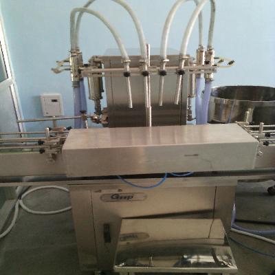 Manual Liquid Filling Machine
