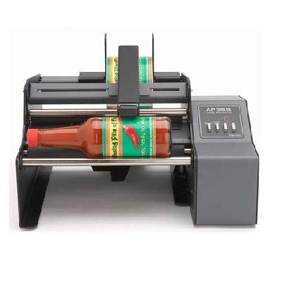 Label Applicator Machine