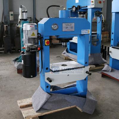  Hydraulic Press Machine