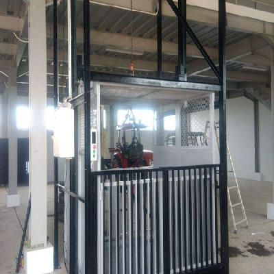 Traction Goods Lifts