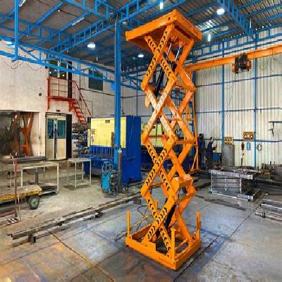 Hydraulic Goods Lifts