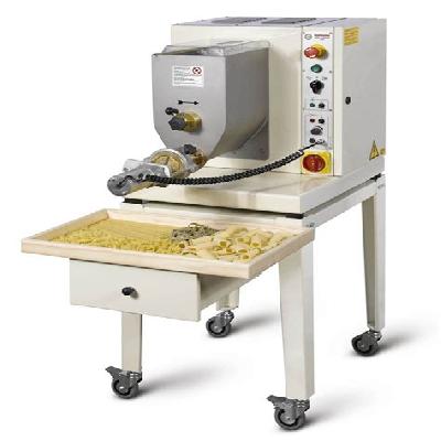 Pasta Extruder Machine