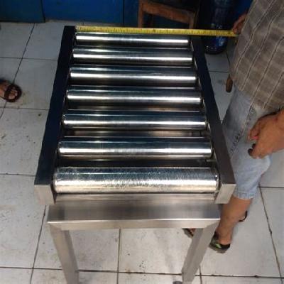 Stainless Steel Gravity Roller Conveyor