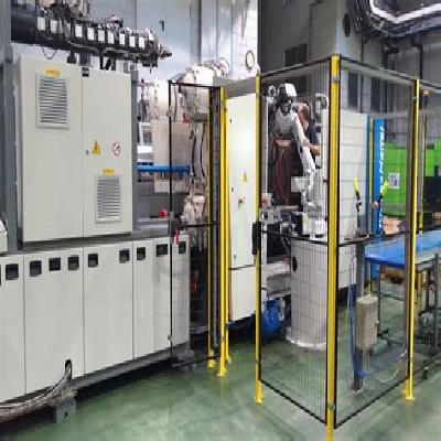 Injection Molding Robots