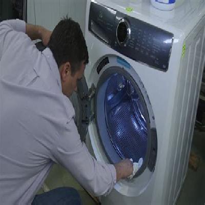 Clining And Washing Machine