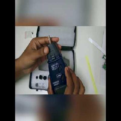 KM 2241 Digital Tachometer