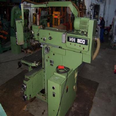 Automatic Milling Machine