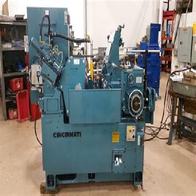 Centreless Grinding Machine