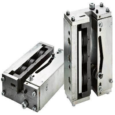 AQ32KB Progressive Safety Gear width of Guide rails - 16 mm