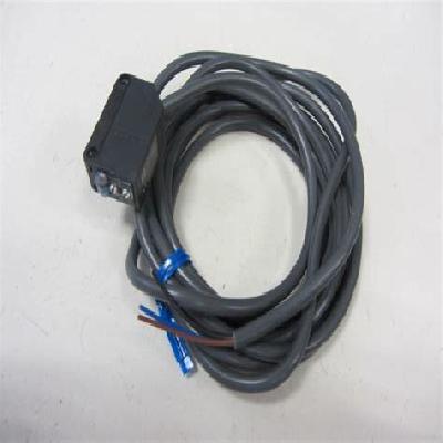 E3Z-D81 OMRON SENSOR