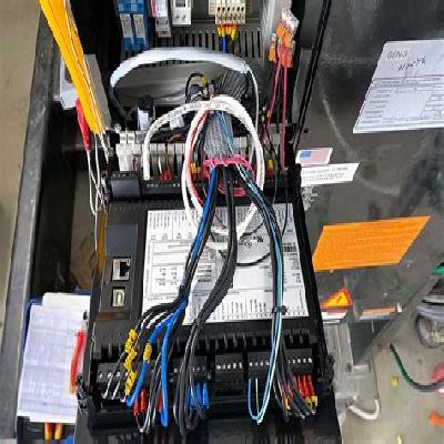 DEIF AGC 150. Automatic DG Synchronizing Controller