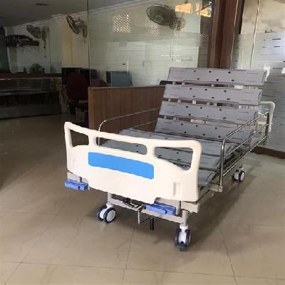 Hydraulic ICU Bed With Side Railing