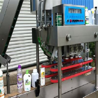 Pet Bottle Capping Machine