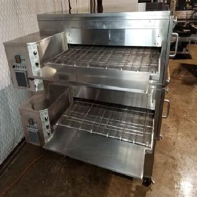 Conveyor Pizza Oven