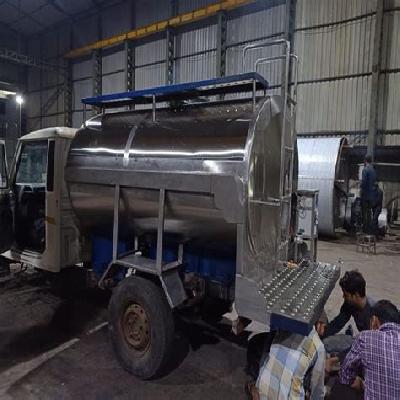 Road Milk Tanker