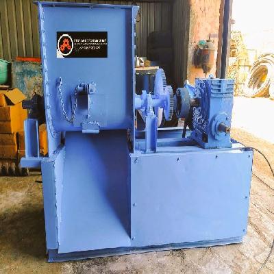 Detergent Cake Making Machine