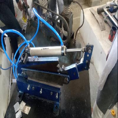 Pneumatic Tablet Cutting Machine