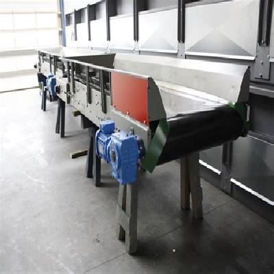 Apron Conveyor