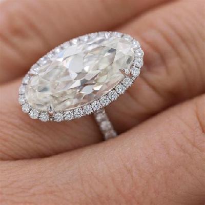 Oval Ring