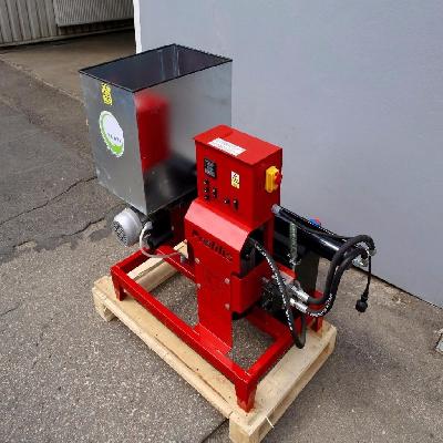 Briquetting Press Machine