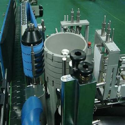 Automatic Linear Wet Glue Labeling Machine