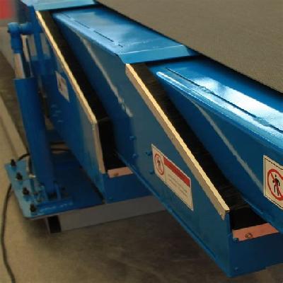 Carton Loader Or Loading Belt Conveyors