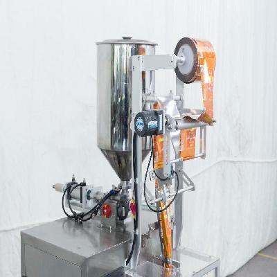 Oil Pouch Packing Machine