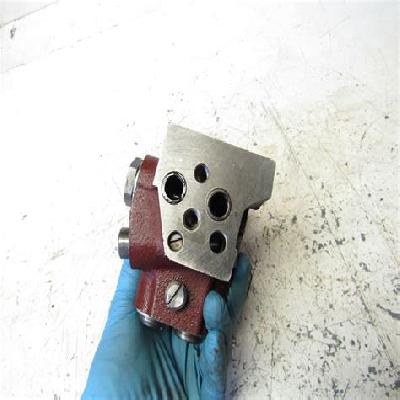 David Brown Hydraulic Control Valve