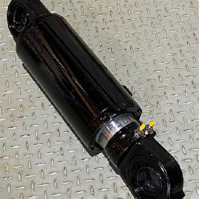 773D Rear Suspension Cylinder