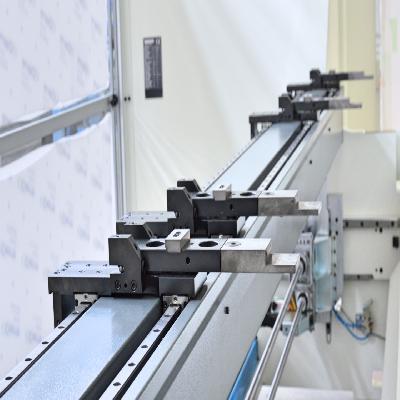  CNC Press Brakes