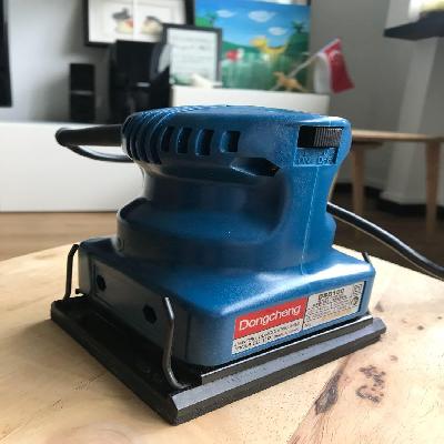 DSB100 Dong Cheng Wooden Orbital Sander