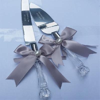 Acrylic cake knife