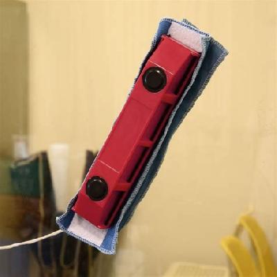 Magnetic Glass Window Cleaner