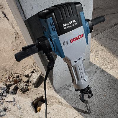 Bosch GSH 27 VC Professional Breaker Demolition Hammers