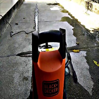Black And Decker PW1370  Pressure Washer