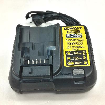 Dewalt Charger DCB107