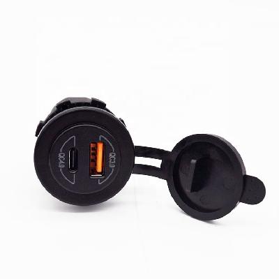 boAt Dual QC-PD Port Rapid Car Charger with Type C Cable