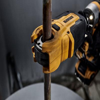 Dewalt Pipe Cutting Machine