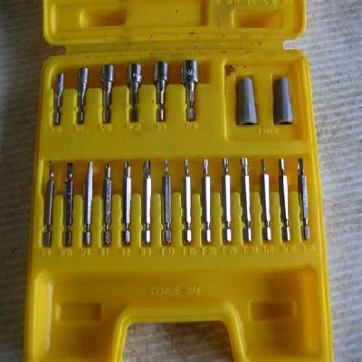 30 Piece Tool Kit