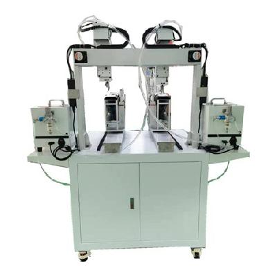 Automatic Screw Fitting Machine