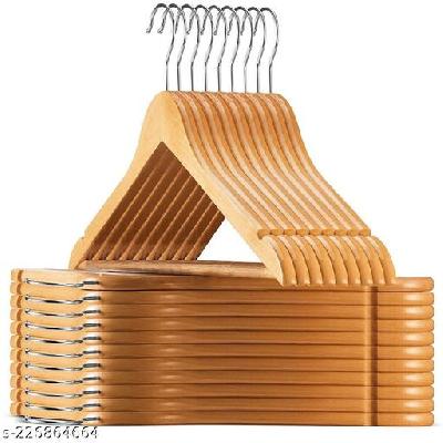 Solid Wooden Natural Finish Suit Coat Hangers With 2 Shoulder Notches 360 Degree Swivel Hook