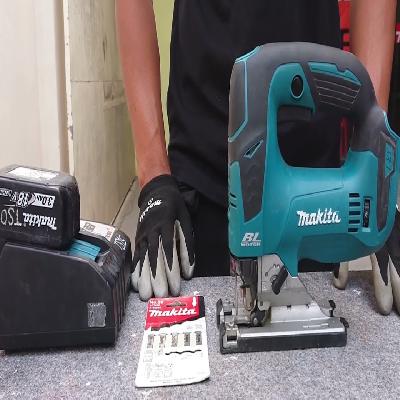 DJV180Z Makita 18V LXT Li-Ion Cordless Jig Saw